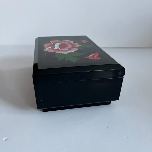 Vintage Otagiri Black Lacquered Musical Jewelry Box Made in Japan - Picture 3 of 11